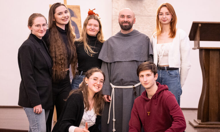 Liturgiczny świat relacji